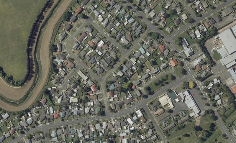 10 Jackson Avenue, Highbury, Palmerston North - Carousel 1