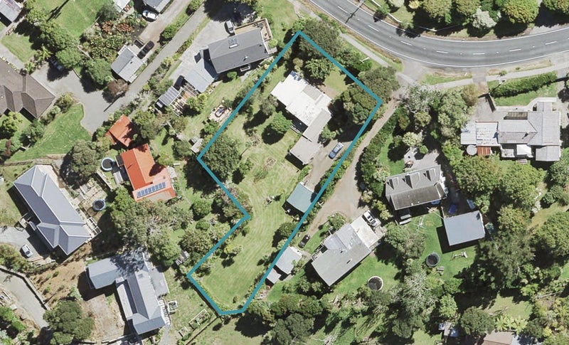 20 Mcentee Road, Waitakere, Auckland - Carousel 1