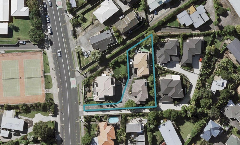 2/0 Forrest Hill Road, Milford, Auckland - Carousel 1