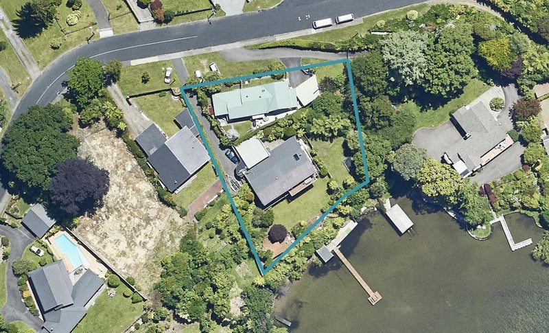 157A Kawaha Point Road, Kawaha Point, Rotorua - Carousel 1