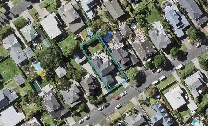 8 Cameron Street, Takapuna, Auckland - Carousel 1