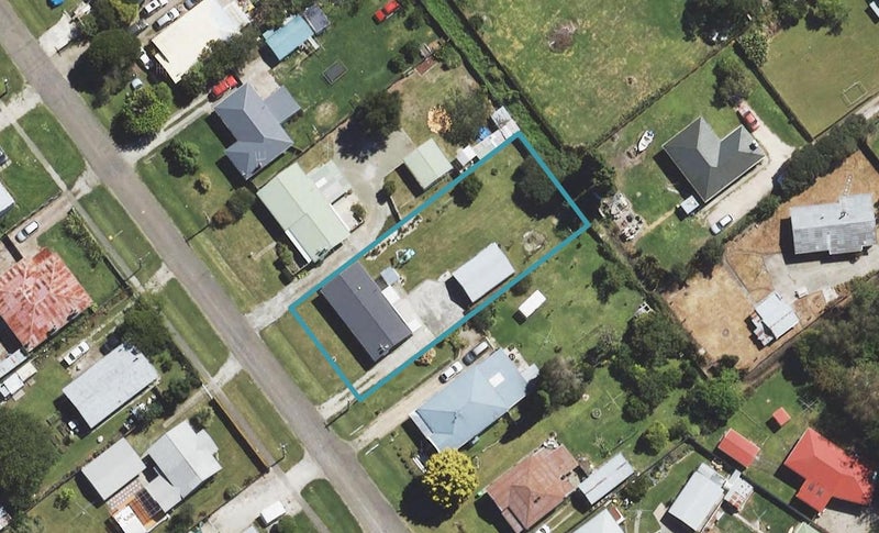 12 Daphne Street, Outer Kaiti, Gisborne - Carousel 1