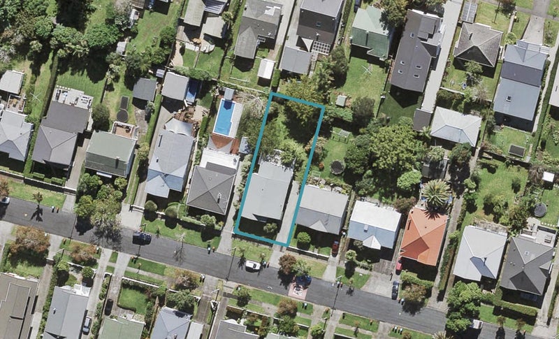 16 Truro Road, Sandringham, Auckland - Carousel 1