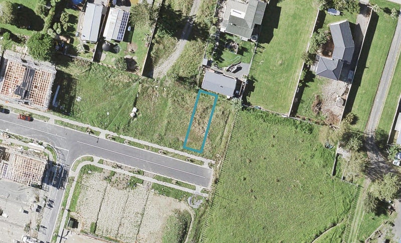 300 Jack Lachlan Drive, Beachlands, Auckland - Carousel 1