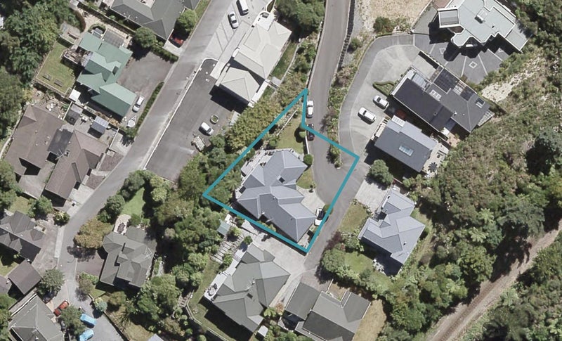 11 McCarthy Grove, Clouston Park, Upper Hutt - Carousel 1