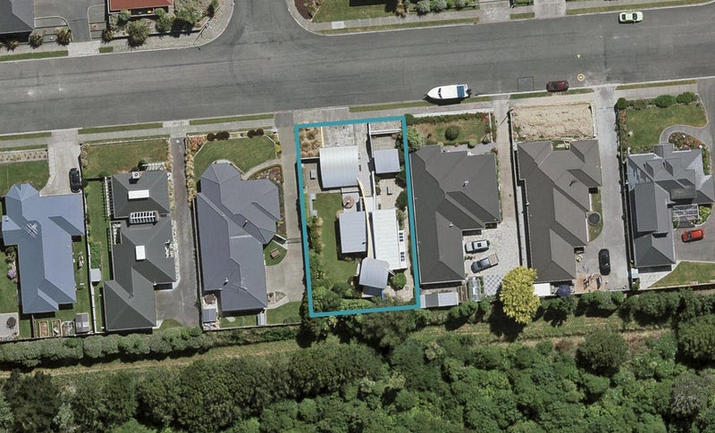 111 Gimblett Street, Waikiwi, Invercargill - Carousel 1