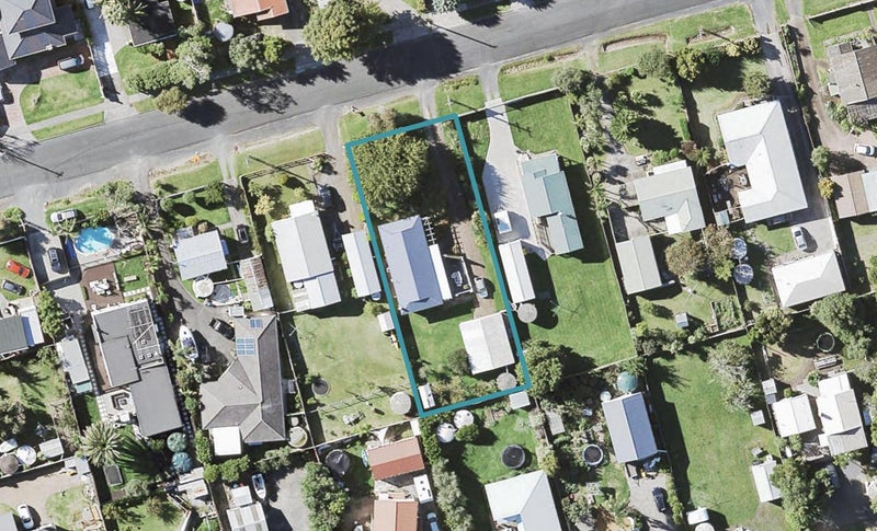 47 Second View Avenue, Beachlands, Auckland - Carousel 1