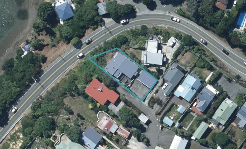 120 Paremata Road, Paremata, Porirua - Carousel 1