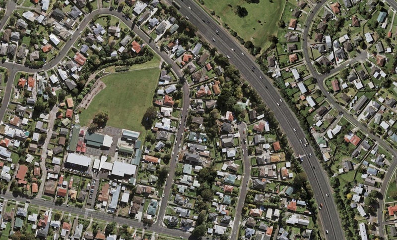 19 Cornwall Road, Papatoetoe, Auckland - Carousel 1