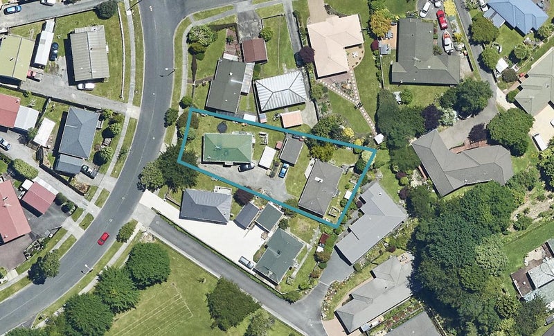 52A Aquarius Drive, Kawaha Point, Rotorua - Carousel 1
