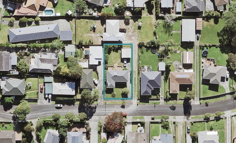 4 Cutler Street, New Lynn, Auckland - Carousel 1