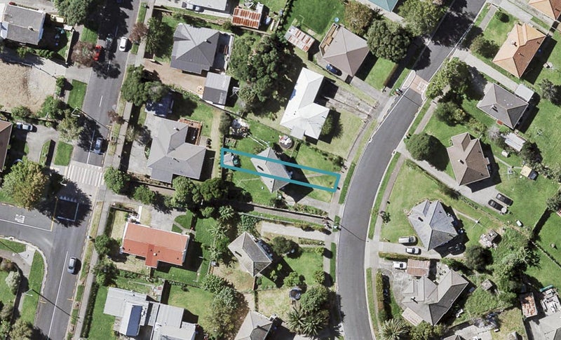 13B Epping Street, Glen Innes, Auckland - Carousel 1