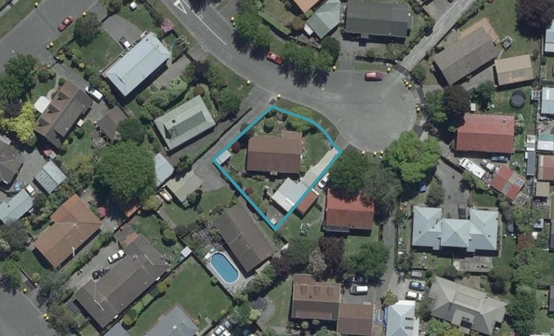 6 Strack Place, Redwood, Christchurch - Carousel 1