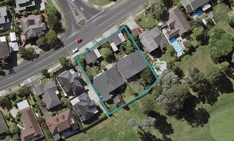 1A Norman Lesser Drive, Saint Johns, Auckland - Carousel 1