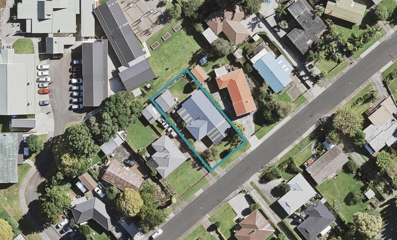 22 Mack Place, Red Hill, Papakura - Carousel 1