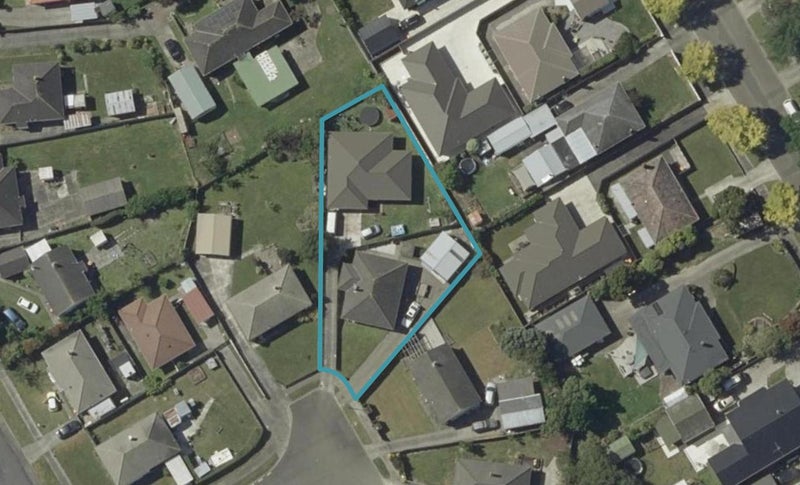5 Devon Place, Roslyn, Palmerston North - Carousel 1