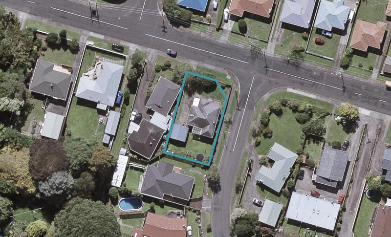 232 Huatoki Street, Upper Vogeltown, New Plymouth - Carousel 1