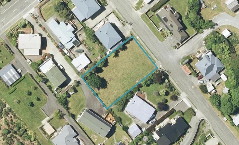 4 Waimarama Street, Waikawa, Picton - Carousel 1