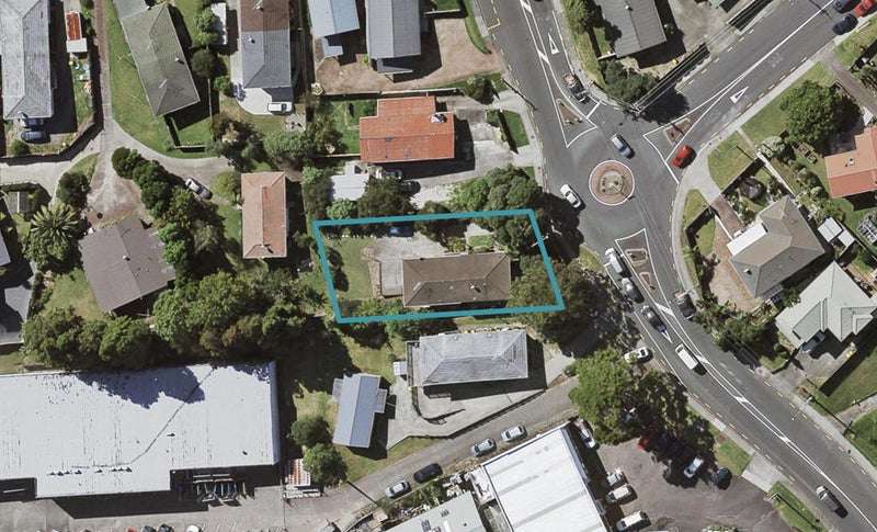 1/113 Target Road, Tōtara Vale, Auckland - Carousel 1