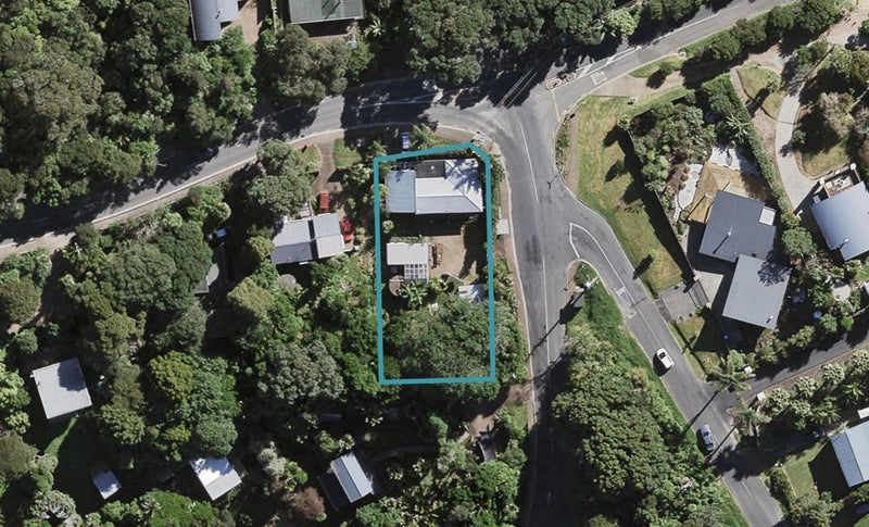 80 Hill Road, Palm Beach, Waiheke Island - Carousel 1
