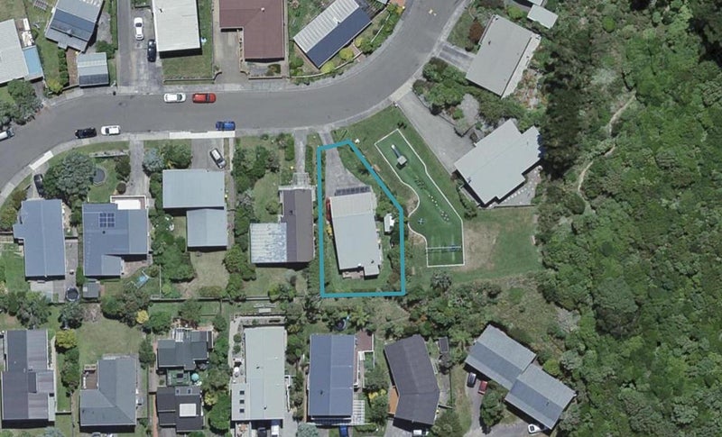 10 Glamorgan Street, Northland, Wellington - Carousel 1
