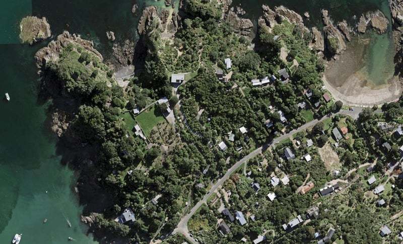 103A Great Barrier Road, Oneroa, Waiheke Island - Carousel 1