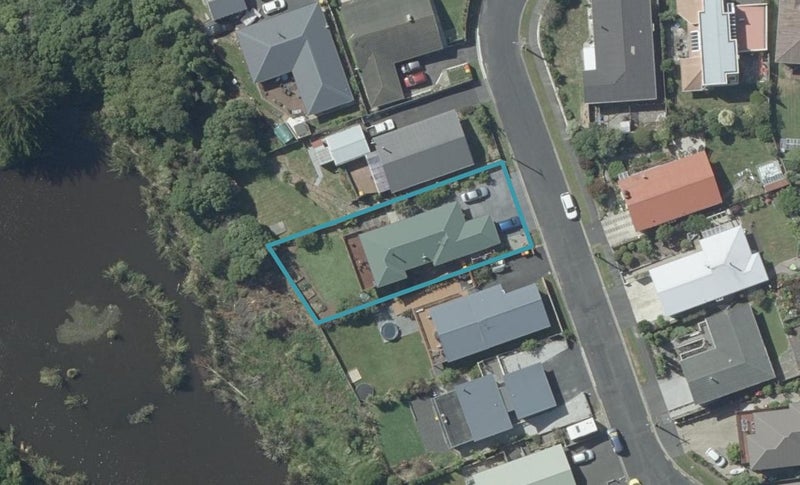 29 Clariton Avenue, Green Island, Dunedin - Carousel 1