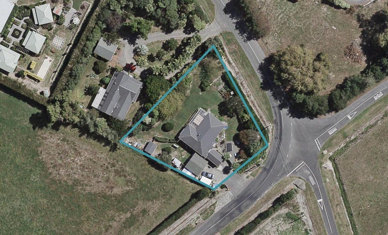 547 Lawn Road, Clive, Hastings - Carousel 1