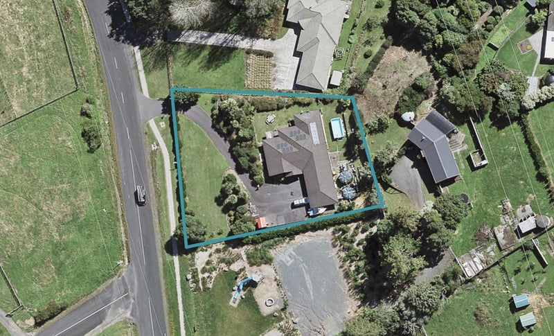 2301 Hunua Road, Papakura - Carousel 1
