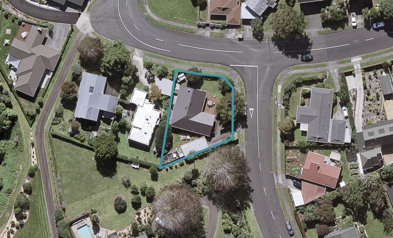 191 Govett Avenue, Frankleigh Park, New Plymouth - Carousel 1