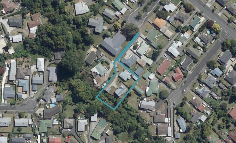 9 St Lukes Place, Bader, Hamilton - Carousel 1