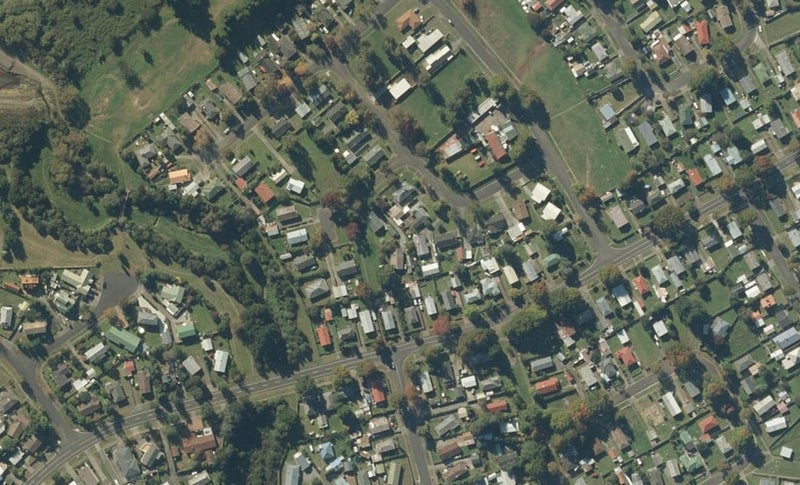 3B Parekarangi Grove, Turangi, Turangi - Carousel 1