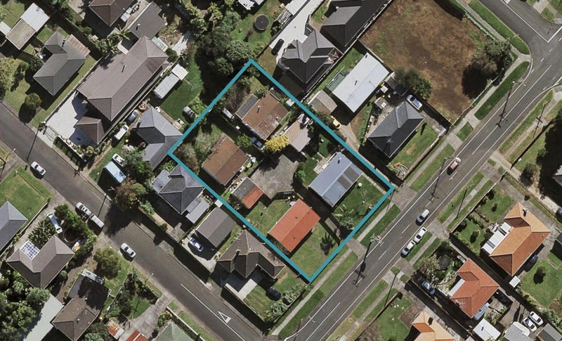 2/25 Caspar Road, Papatoetoe, Auckland - Carousel 1