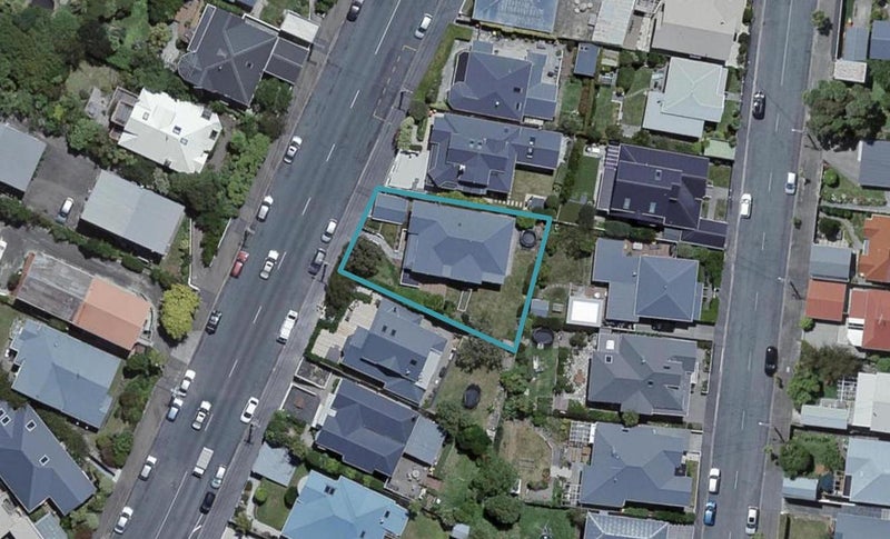 77 Waipapa Road, Hataitai, Wellington - Carousel 1