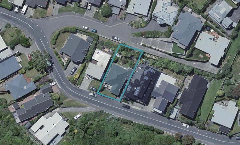 30 Lohia Street, Khandallah, Wellington - Carousel 1