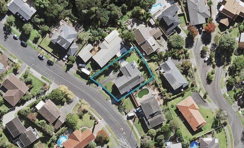 126 Chelsea View Drive, Chatswood, Auckland - Carousel 1