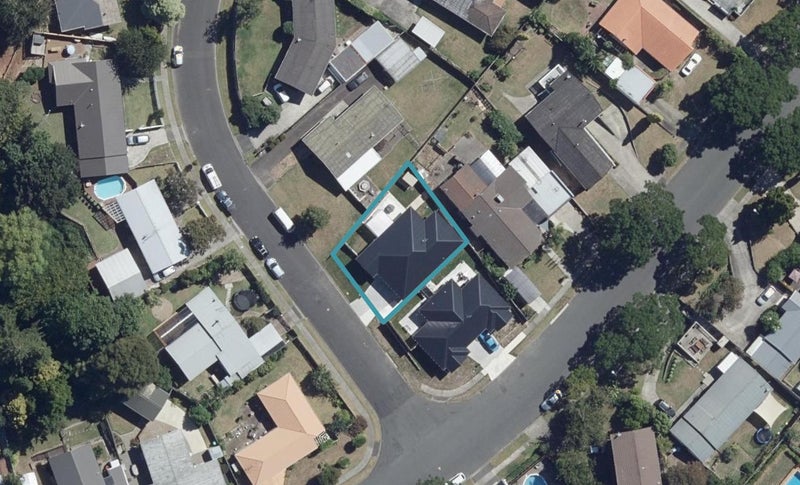 2 Tanekaha Place, Pukete, Hamilton - Carousel 1