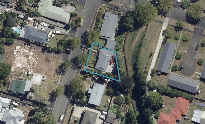 1 Rothwell Street, Dinsdale, Hamilton - Carousel 1