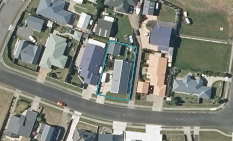 49 Andrews Street, Foxton Beach, Foxton - Carousel 1