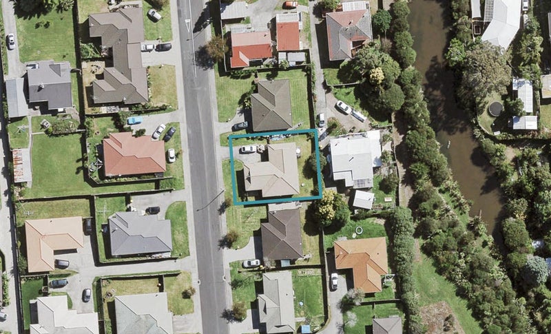 4 Mili Way, Ranui, Auckland - Carousel 1