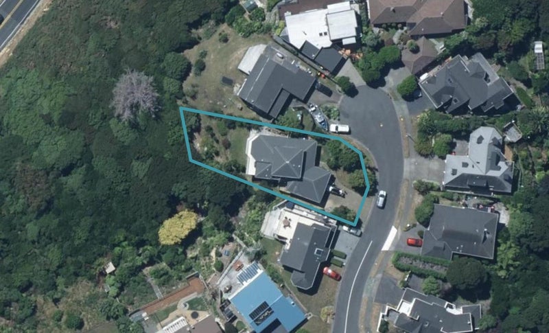 17 The Crowsnest, Whitby, Porirua - Carousel 1