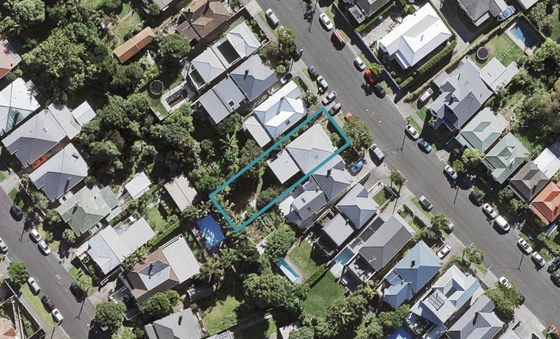 22 Ariki Street, Grey Lynn, Auckland - Carousel 1