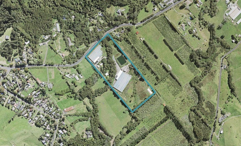 376 Henderson Valley Road, HENDERSON VALLEY, AUCKLAND - Carousel 1