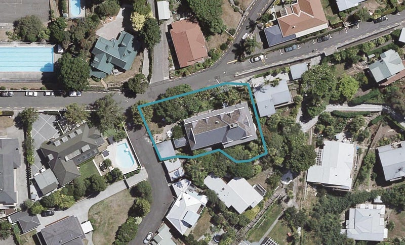18 Clyde Road, Bluff Hill, Napier - Carousel 1