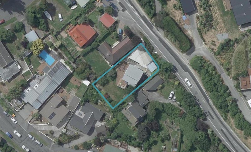 9 Governors Bay Road, Cass Bay, Lyttelton - Carousel 1