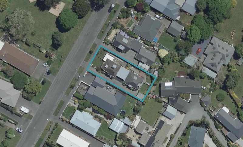 1/50 Crofton Road, Harewood, Christchurch - Carousel 1