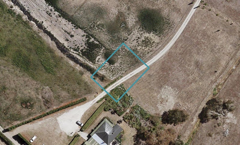 35 Te Awanga Terrace, TE AWANGA - Carousel 1