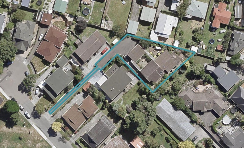 2/25 ST COLUMBANS GR, Boulcott, Lower Hutt - Carousel 1