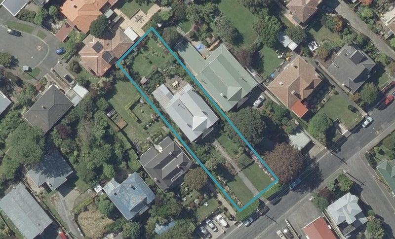 18 Neidpath Road, Mornington, Dunedin - Carousel 1
