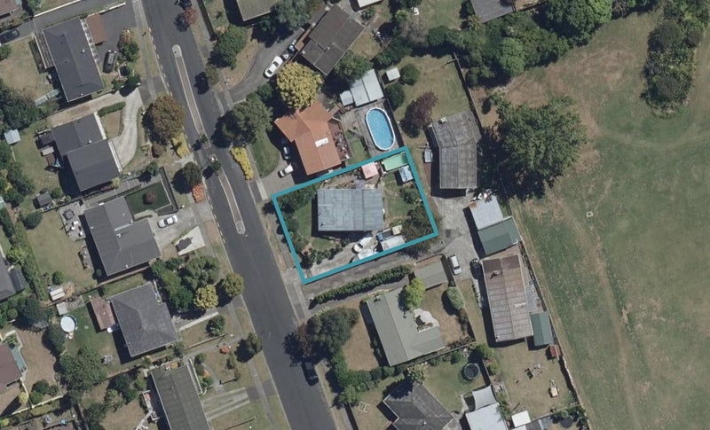 18 Maple Avenue, Dinsdale, Hamilton - Carousel 1